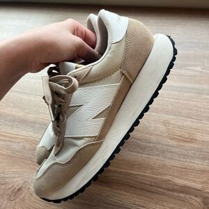 New Balance 237